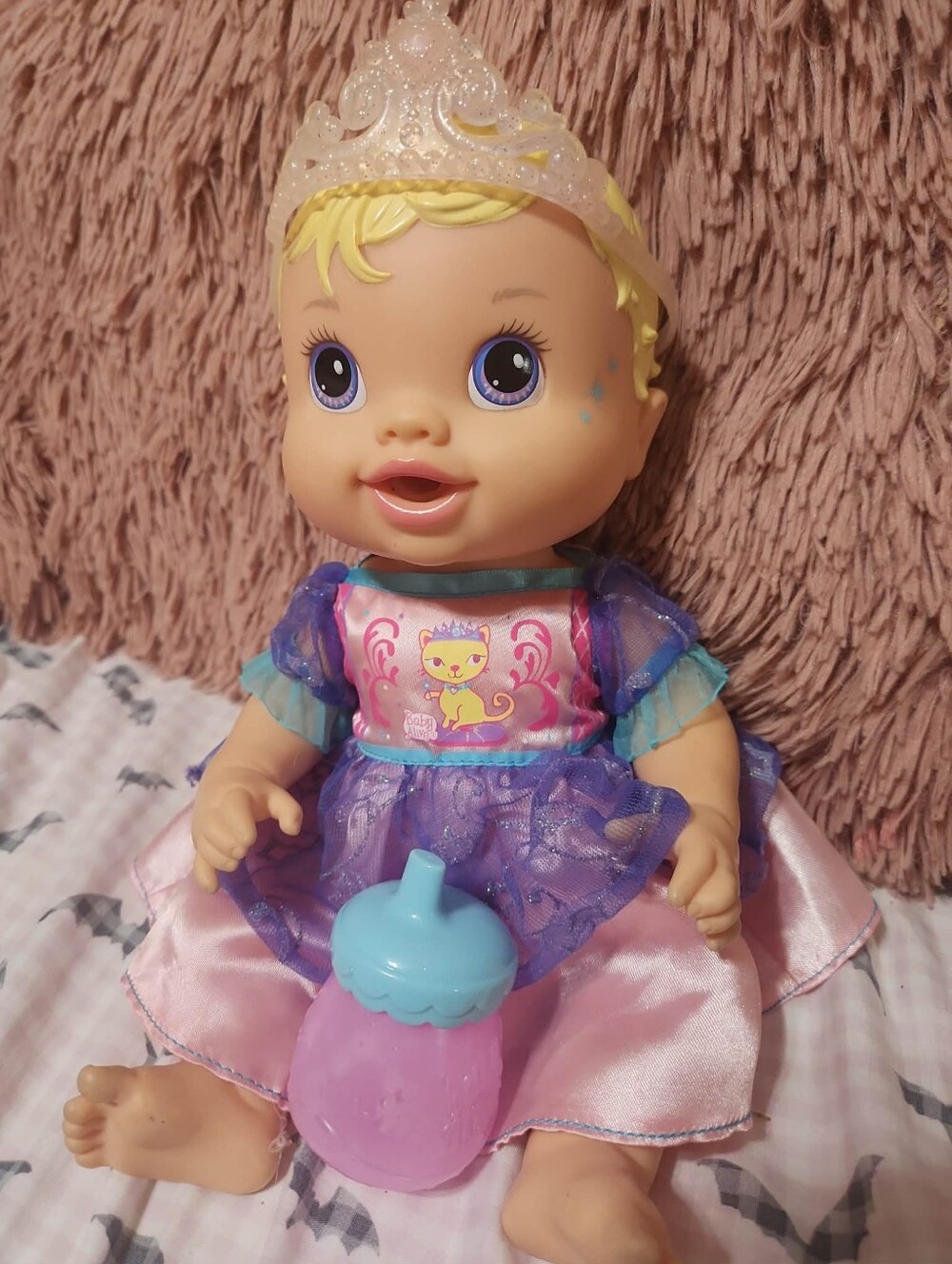 Baby Alive Sips 'N Tinkles Princess (Blonde hair version) by Hasbro, 2011
